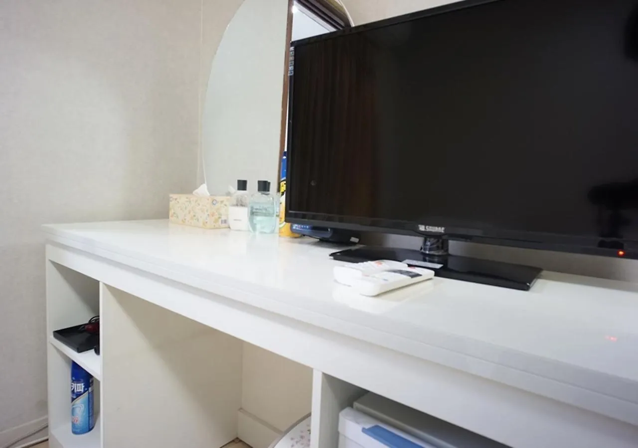 Apple Hotel Jeju